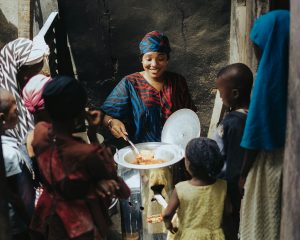 Read more about the article Fournir de la Nourriture aux Enfants